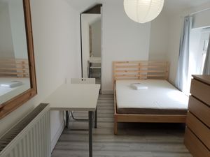 Photo 14- click for photo gallery